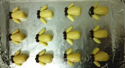 Make A lamb cookie step 16
