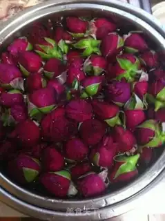 Make Rose sauce step 1