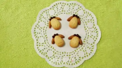 Make A lamb cookie step 19