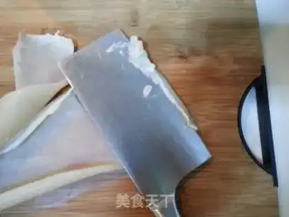 Make Pumping soup and buns step 0