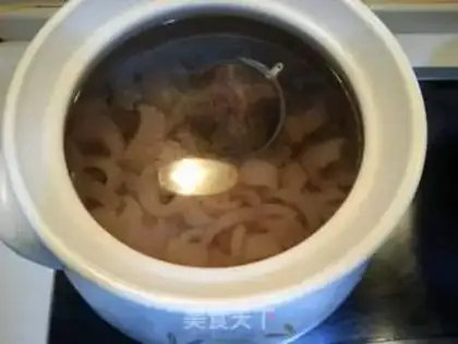 Make Pumping soup and buns step 3