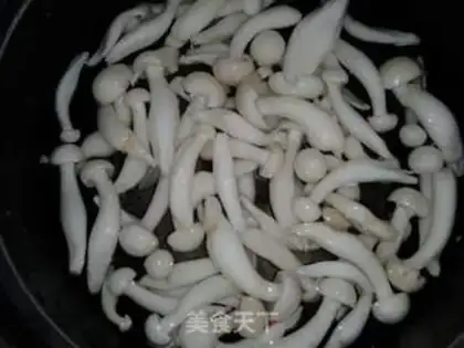 Make Silver chicken soup step 2