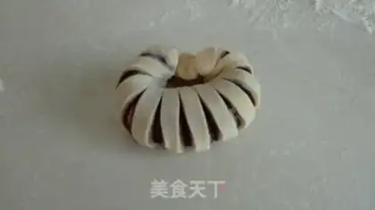 Make Bean roll bread step 12