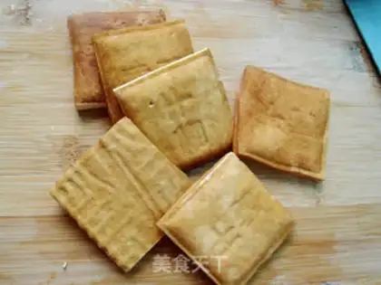 Make Dry red oil step 1