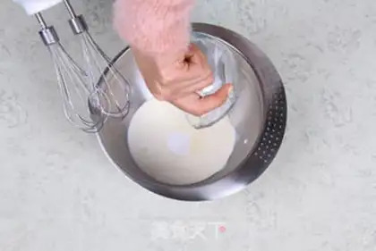 Make Cake roll step 23