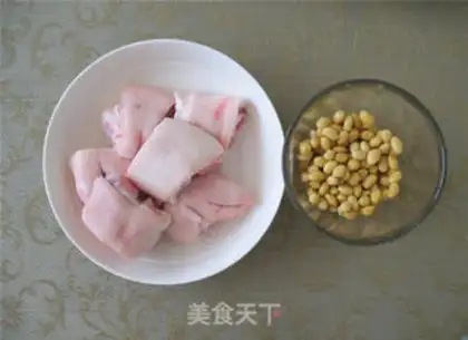 Make Soybeans hoove soup step 0