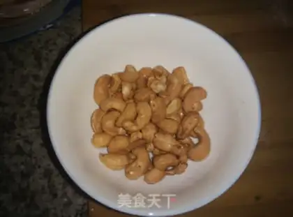 Make Cashew shrimp step 1