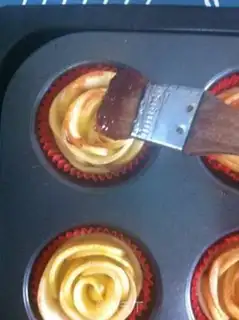 Make Apple roses step 13
