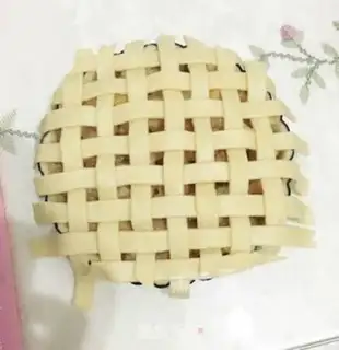Make Wearing grid pie step 9