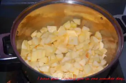 Make Apple pie and tarts step 7