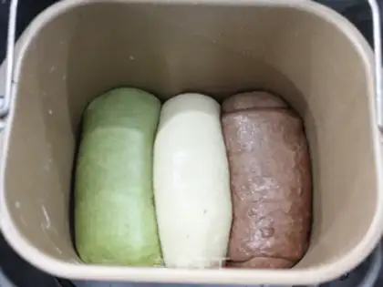 Make Three-colour bread step 11