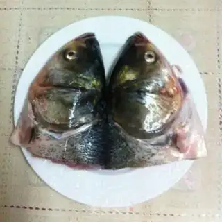 Make Scratch the fish head step 0