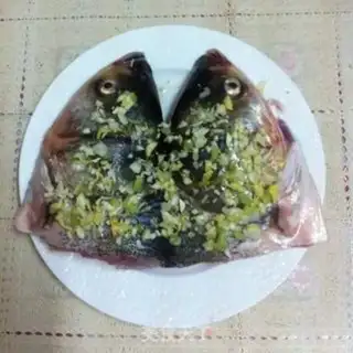 Make Scratch the fish head step 2