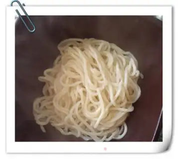 Make Scrambled pork noodles step 9