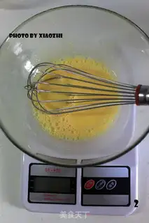 Make Honeyfruit muffins step 1