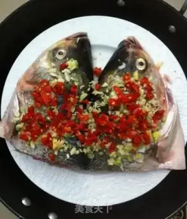Make Scratch the fish head step 4
