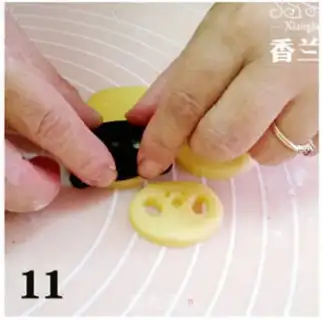 Make Super panda cookies step 10