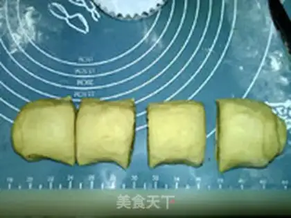 Make Cinnamon roll step 16