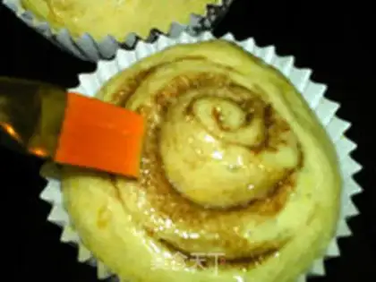 Make Cinnamon roll step 18