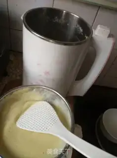 Make Hands on egg noodles step 3