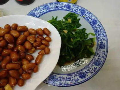Make Spinach peanuts step 11
