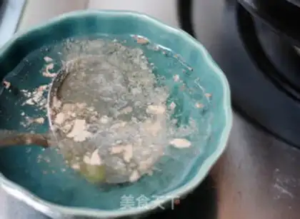 Make Crack beef fan soup step 3