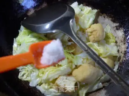 Make Tofu-cooked cabbage step 7