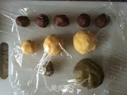 Make Panda cookies step 5