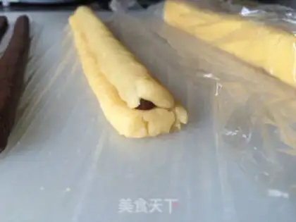 Make Panda cookies step 8