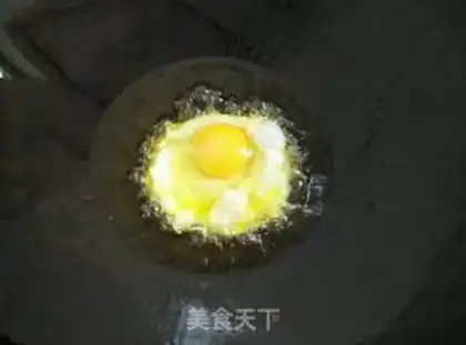 Make Smelt bun eggs step 1