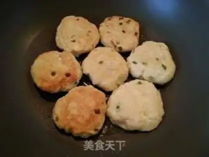 Make Onion scab cake step 3