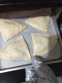 Make Honey banana pie step 8