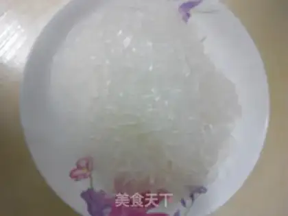Make Green bean sprouts and crystal fans step 2