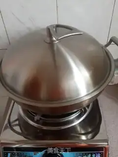 Make A beer with three yellow chickens step 7