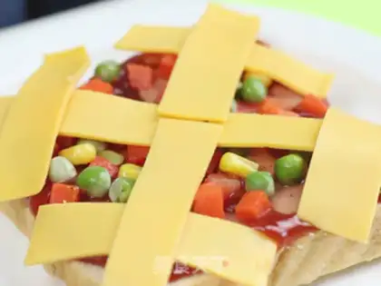 Make mini-pizza step 2