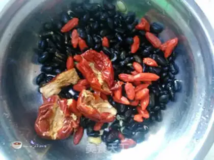 Make Red dates, black beans step 2
