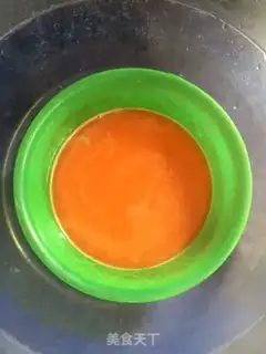 Make Hand over carrot noodles step 2