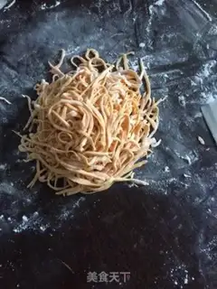 Make Hand over carrot noodles step 6