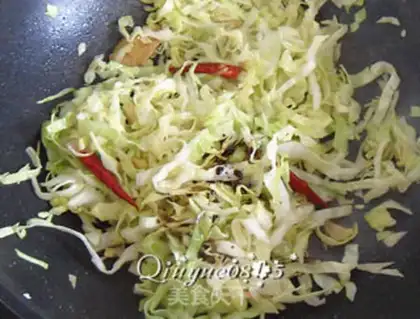 Make A cabbage and a fan step 4