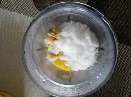 Make Banana cookies step 1