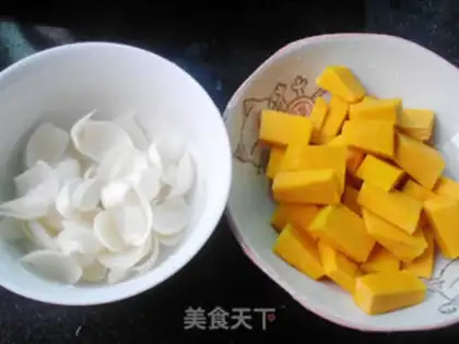 Make Fresh lilies of pumpkin soup step 4