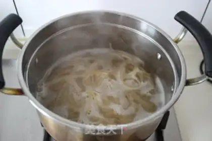 Make Bacon shrimp pasta step 0