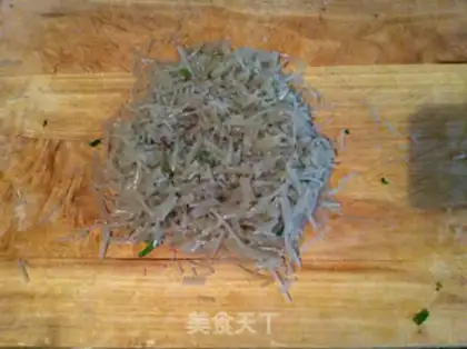 Make Pine pickles of egg varnish step 4