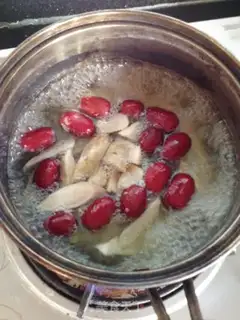 Make ♪ Cows and red date soup ♪ step 4