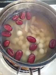 Make ♪ Cows and red date soup ♪ step 5