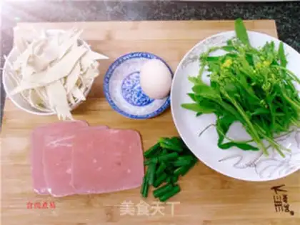 Make Noodles step 0