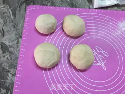 Make Cracker onions step 3
