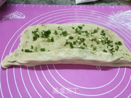Make Cracker onions step 6