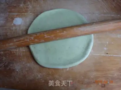 Make Vegetable green noodles step 4