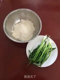 Make Onion cake step 0
